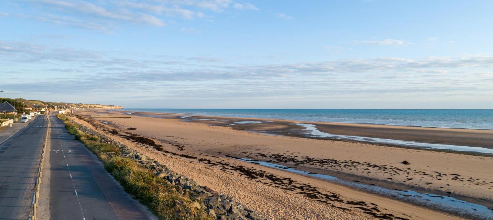 Sommervieu Les Pommiers Duplex Cosy Tout Confort Dans Maison Neuve Avec Terrasse Entree Independante 5 Mn De Bayeux Et 10 Mn Plage Du Debarquement מראה חיצוני תמונה